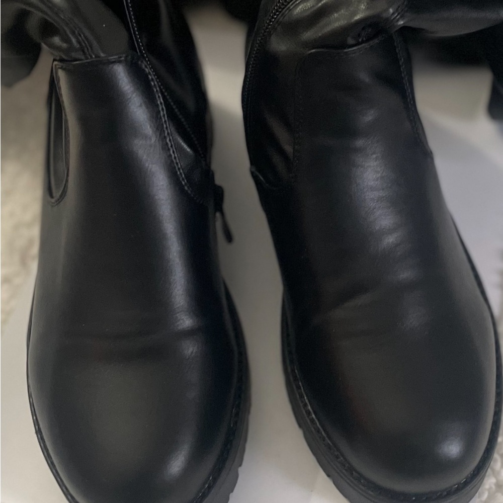 Size 7 women’s black thigh high boots